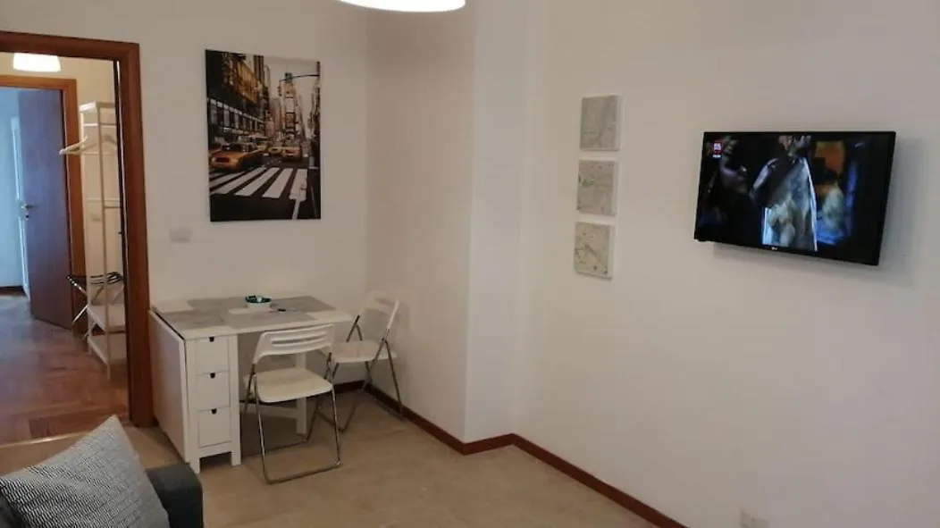 Trilocale Zona Loreto Mm1 - Viale Monza 10 Apartment Milan